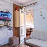 Seaside Apartment *