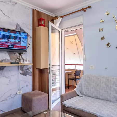 Seaside Apartman *