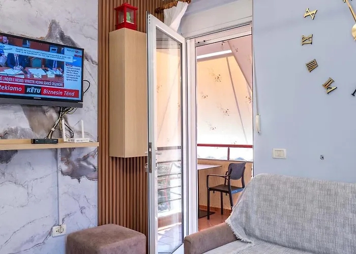 Seaside Apartment *