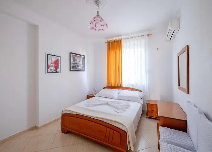 Apartment Seaside Sarande